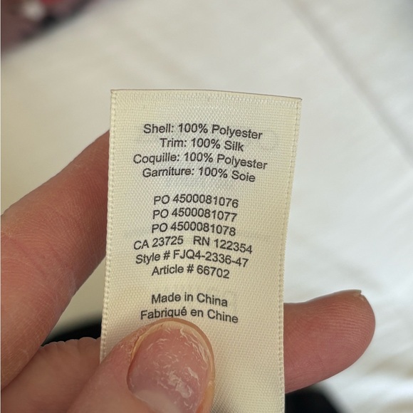 Wilfred Black Textured Floral Sleeveless Blouse Size M Aritzia Tank Top - Picture 6 of 6